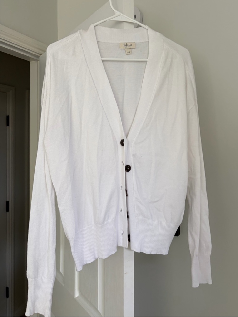 Style & Co. White V-Neck Button Cardigan
